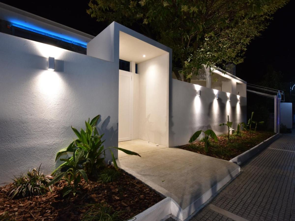 4 Elements Seaside Luxury Suites By Rentalspro Services Nea Moudania Halkidiki Buitenkant foto
